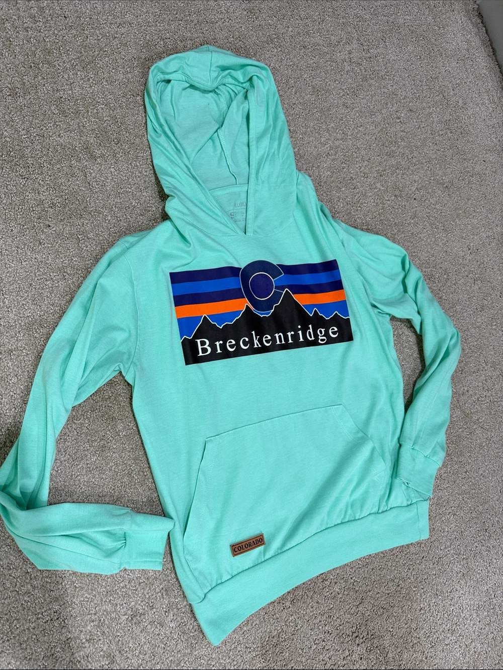 Breckenridge Mint Pullover Hoodie with Mountain Graphic